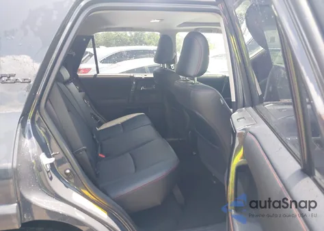 2024 Toyota 4Runner Trd Off Road Premium из США, поврежденный, VIN JTERU5JR4R6301155